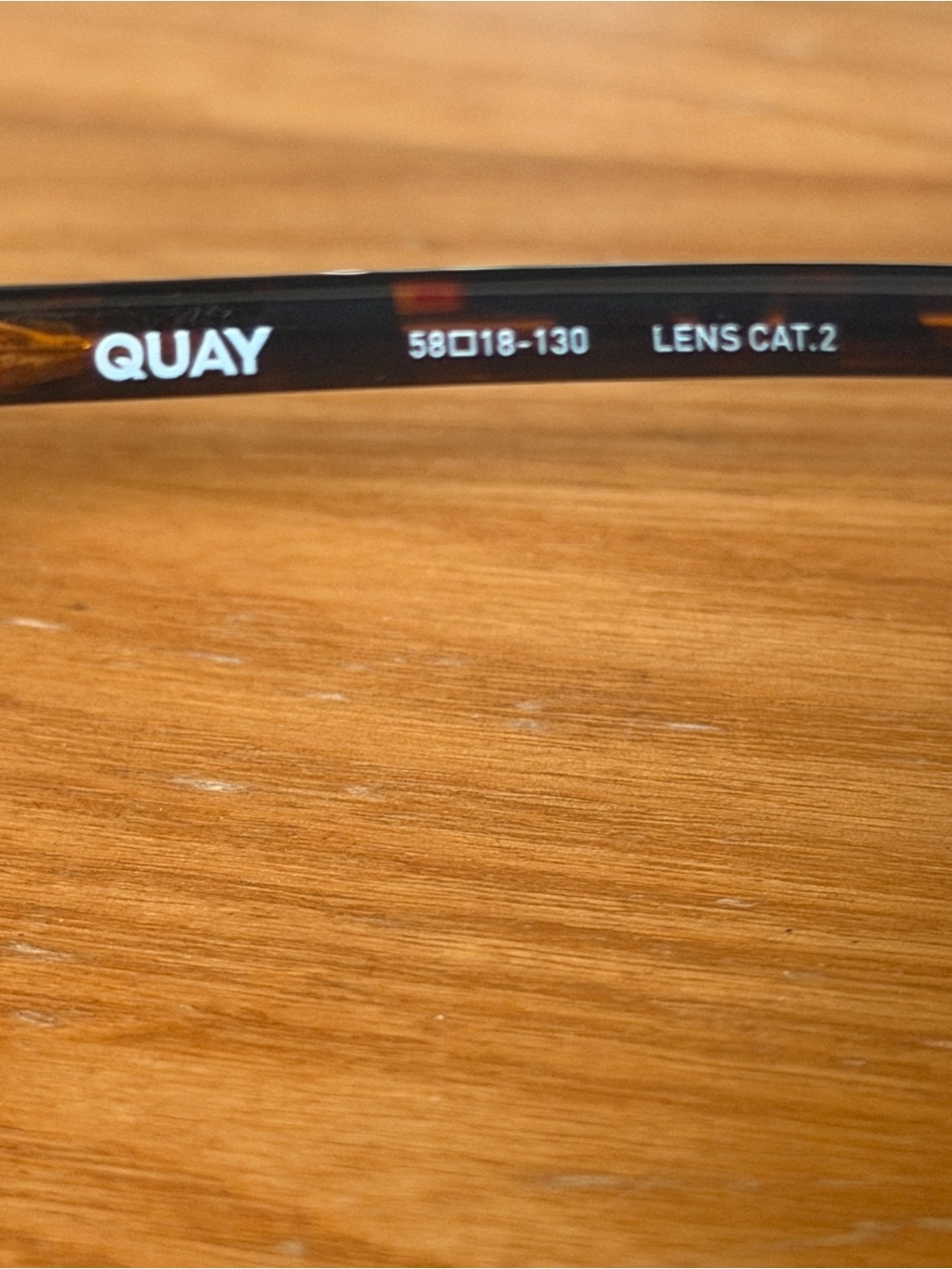 QUAY Text Me Sunglasses – Gold & Tortoise Brown Lens – Men or Women - Picture 7 of 7